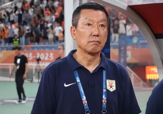 争议！成都球迷大骂颜骏凌 海港球迷：四处拉仇恨 难怪被群起攻之