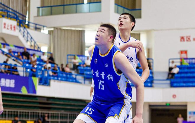 上海男篮主场全胜了，但有点开心不起来