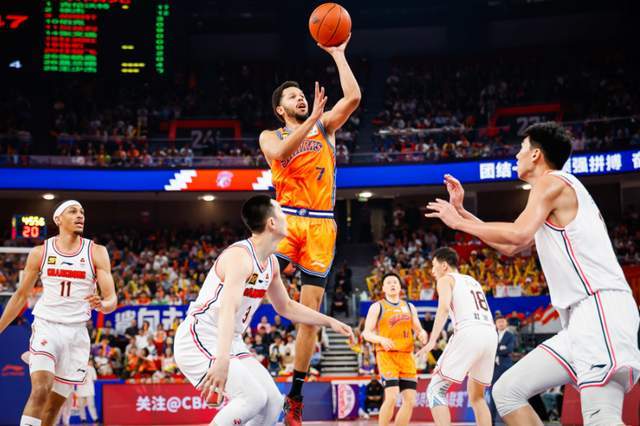 宏远速递！王少杰谈及杜锋对其帮助，徐杰又揽外快，宏远旧将再就业！