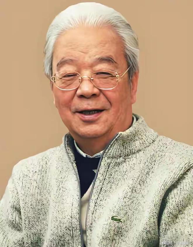 出轨女子第二波聊天记录曝光，虎狼之词惊呆吃瓜网友，她嫌丢人开始批量投诉了